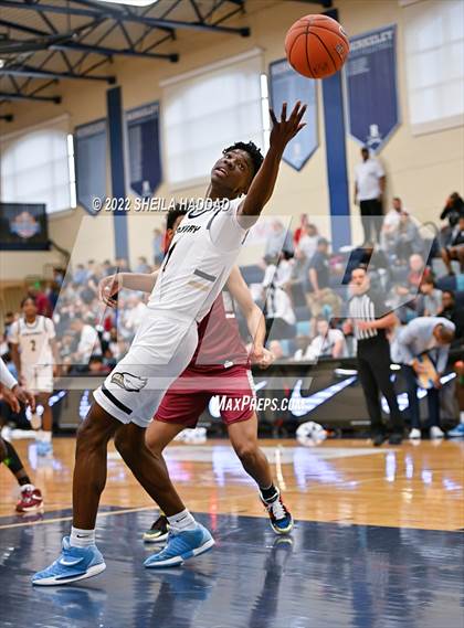 Thumbnail 1 in Sidwell Friends vs Calvary Christian (State Champions Invitational) photogallery.