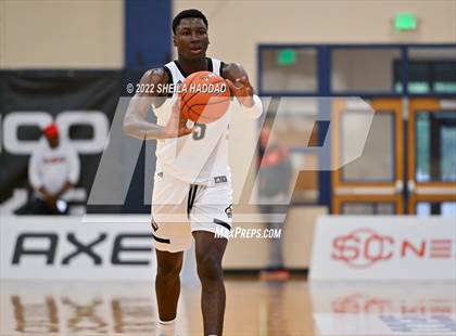 Thumbnail 3 in Sidwell Friends vs Calvary Christian (State Champions Invitational) photogallery.