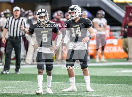 Thumbnail 2 in Rockmart vs. Heard County (GHSA Class 2A Championship) photogallery.