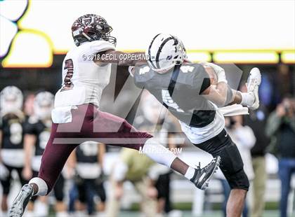 Thumbnail 1 in Rockmart vs. Heard County (GHSA Class 2A Championship) photogallery.