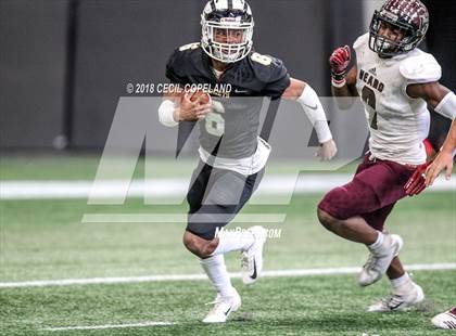 Thumbnail 2 in Rockmart vs. Heard County (GHSA Class 2A Championship) photogallery.
