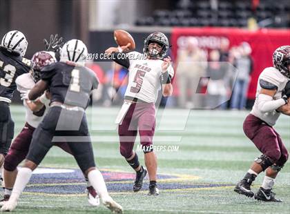 Thumbnail 3 in Rockmart vs. Heard County (GHSA Class 2A Championship) photogallery.