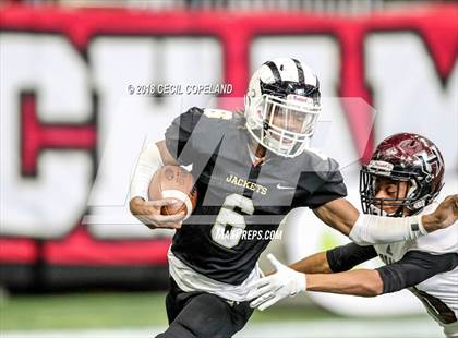 Thumbnail 1 in Rockmart vs. Heard County (GHSA Class 2A Championship) photogallery.