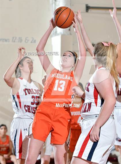 Thumbnail 3 in Woodland vs. Turlock Christian (Viking Classic) photogallery.