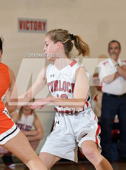 Thumbnail 3 in Woodland vs. Turlock Christian (Viking Classic) photogallery.