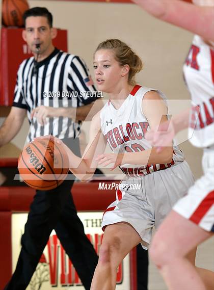 Thumbnail 1 in Woodland vs. Turlock Christian (Viking Classic) photogallery.