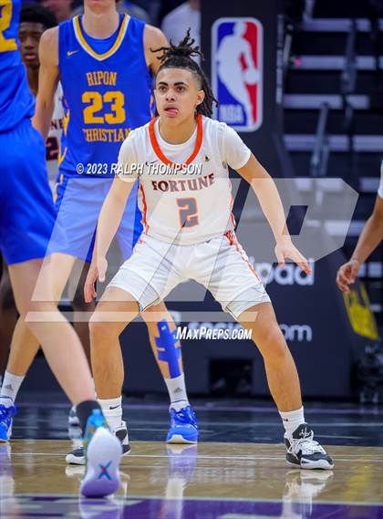 Thumbnail 1 in Fortune Early College vs. Ripon Christian (CIF SJS D5 Final) photogallery.