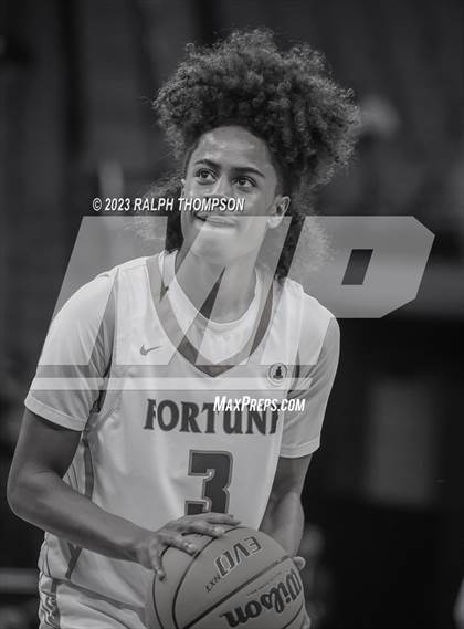 Thumbnail 1 in Fortune Early College vs. Ripon Christian (CIF SJS D5 Final) photogallery.