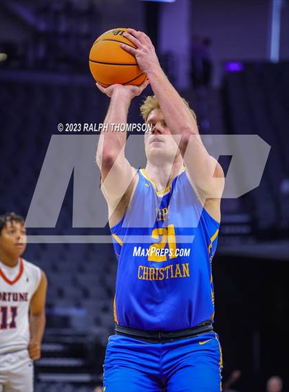 Thumbnail 3 in Fortune Early College vs. Ripon Christian (CIF SJS D5 Final) photogallery.