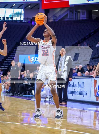 Thumbnail 2 in Fortune Early College vs. Ripon Christian (CIF SJS D5 Final) photogallery.