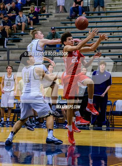 Thumbnail 2 in Taft vs. O'Connor photogallery.