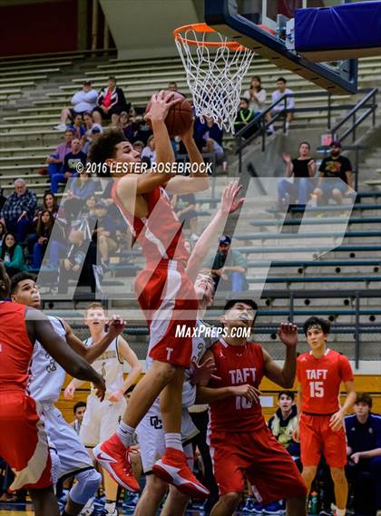 Thumbnail 1 in Taft vs. O'Connor photogallery.