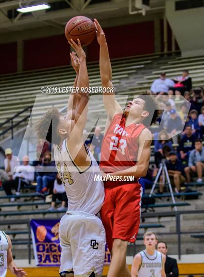 Thumbnail 3 in Taft vs. O'Connor photogallery.