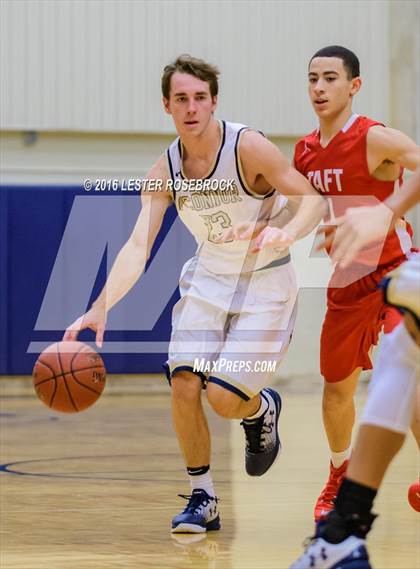 Thumbnail 3 in Taft vs. O'Connor photogallery.