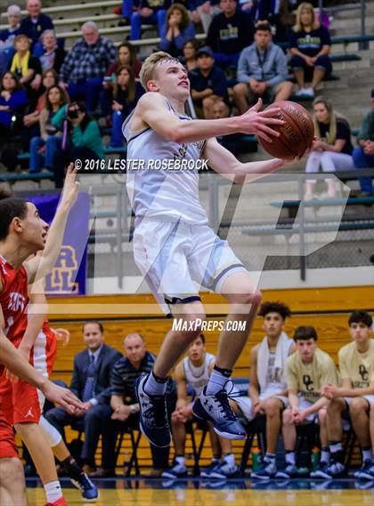 Thumbnail 2 in Taft vs. O'Connor photogallery.