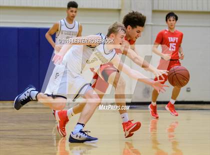 Thumbnail 1 in Taft vs. O'Connor photogallery.
