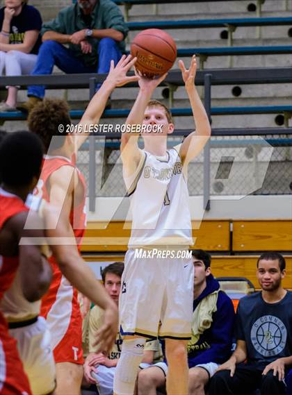 Thumbnail 2 in Taft vs. O'Connor photogallery.