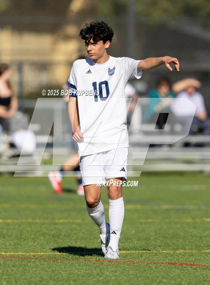 Thumbnail 3 in Carlmont vs Menlo School (CIF CCS Division II Semifinal) photogallery.