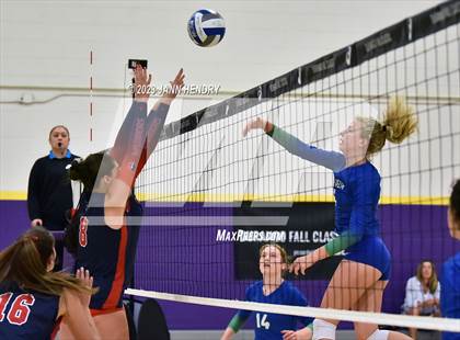 Thumbnail 1 in Branson vs. Corner Canyon (Durango Fall Classic) photogallery.