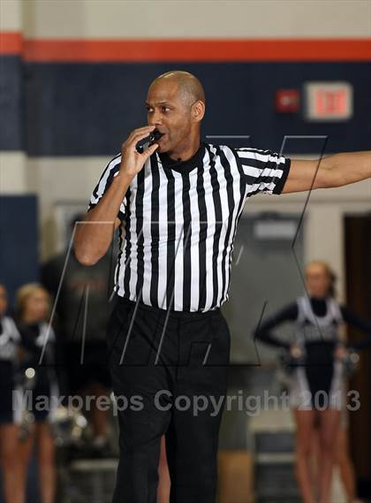 Thumbnail 2 in Casa Roble vs. Sierra (CIF SJS D3 Playoffs) photogallery.