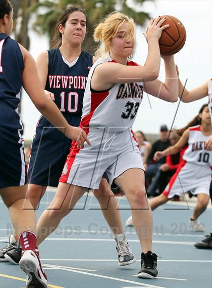 Thumbnail 2 in Oakwood vs Viewpoint photogallery.