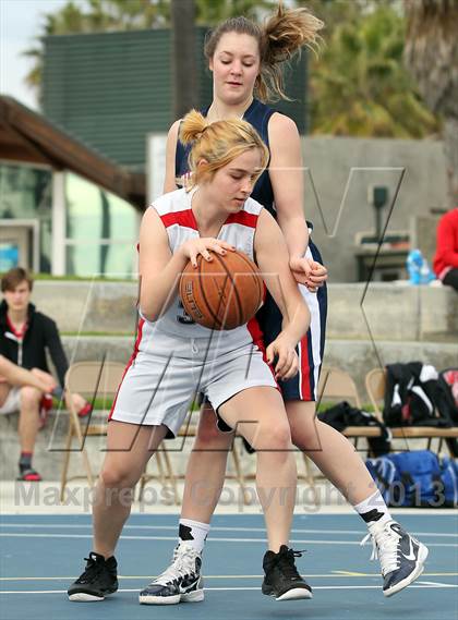 Thumbnail 3 in Oakwood vs Viewpoint photogallery.