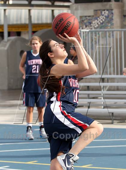 Thumbnail 3 in Oakwood vs Viewpoint photogallery.