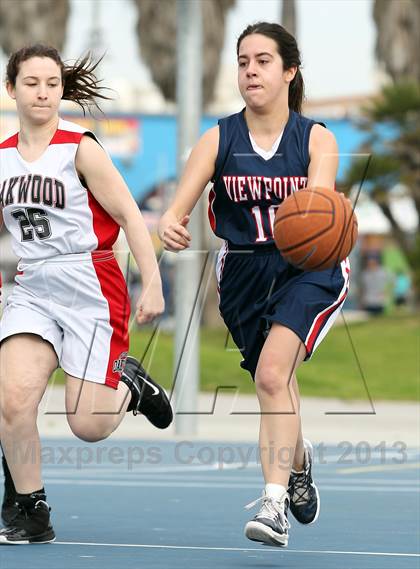 Thumbnail 3 in Oakwood vs Viewpoint photogallery.