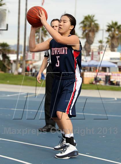 Thumbnail 3 in Oakwood vs Viewpoint photogallery.