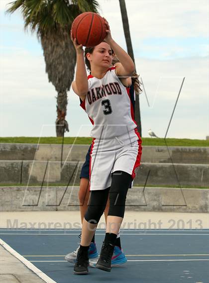 Thumbnail 2 in Oakwood vs Viewpoint photogallery.