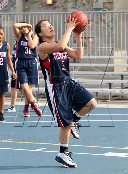 Thumbnail 3 in Oakwood vs Viewpoint photogallery.