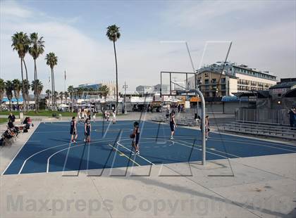 Thumbnail 3 in Oakwood vs Viewpoint photogallery.