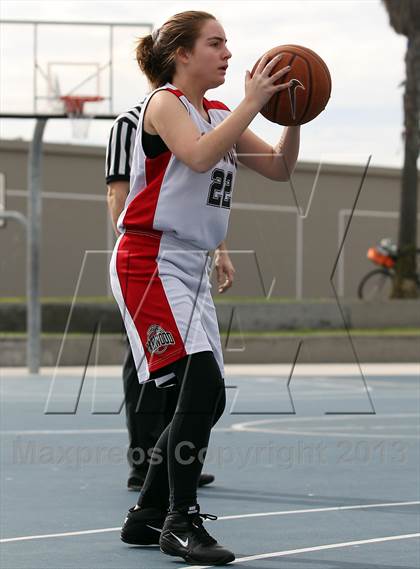 Thumbnail 3 in Oakwood vs Viewpoint photogallery.