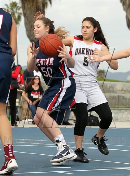 Thumbnail 2 in Oakwood vs Viewpoint photogallery.
