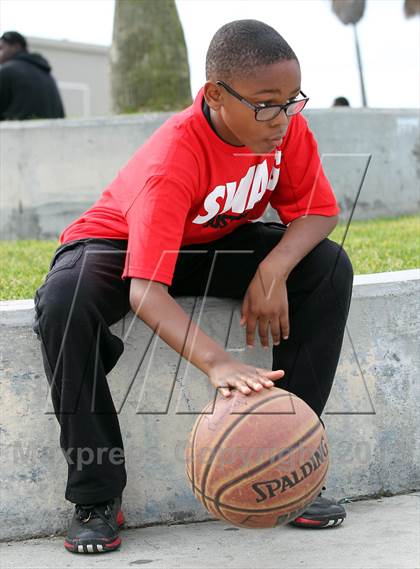 Thumbnail 3 in Oakwood vs Viewpoint photogallery.