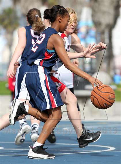 Thumbnail 3 in Oakwood vs Viewpoint photogallery.