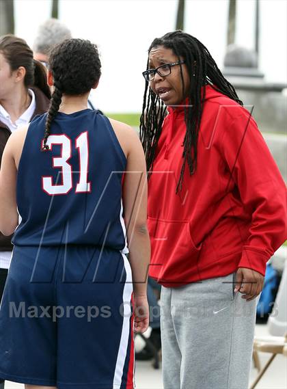 Thumbnail 2 in Oakwood vs Viewpoint photogallery.