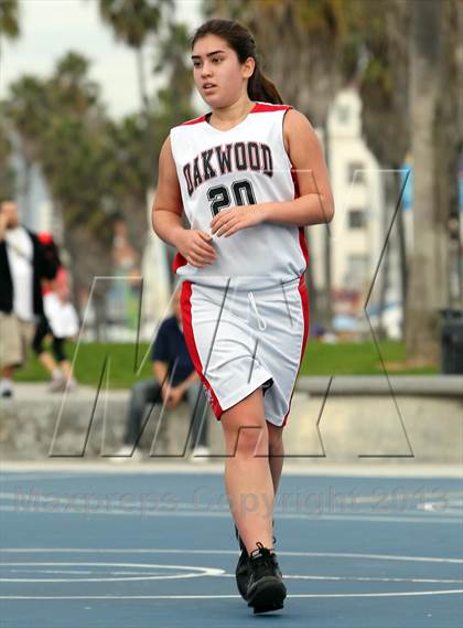Thumbnail 3 in Oakwood vs Viewpoint photogallery.