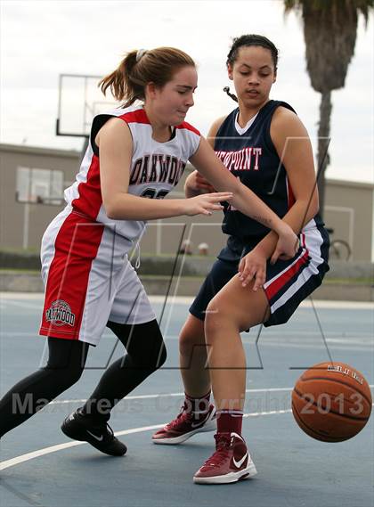 Thumbnail 3 in Oakwood vs Viewpoint photogallery.