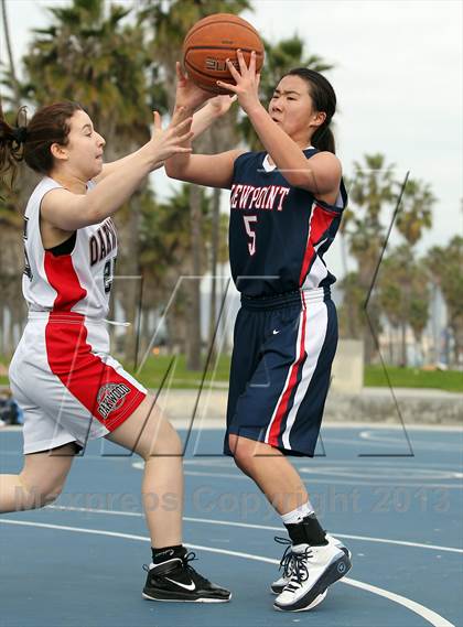 Thumbnail 3 in Oakwood vs Viewpoint photogallery.