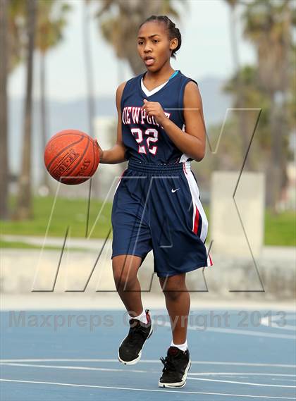 Thumbnail 2 in Oakwood vs Viewpoint photogallery.