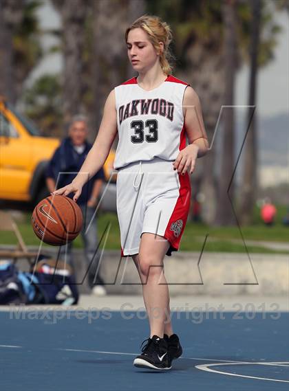 Thumbnail 1 in Oakwood vs Viewpoint photogallery.
