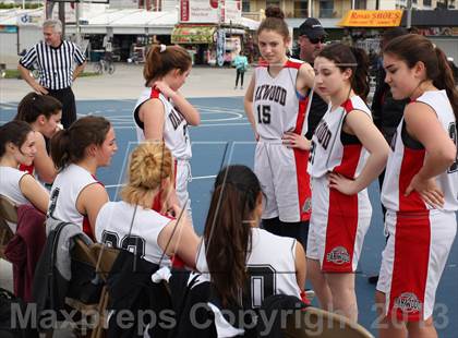 Thumbnail 3 in Oakwood vs Viewpoint photogallery.
