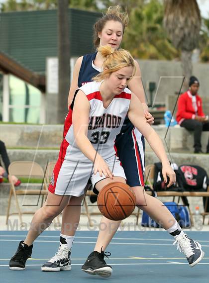 Thumbnail 1 in Oakwood vs Viewpoint photogallery.