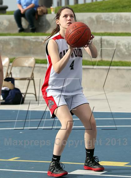 Thumbnail 2 in Oakwood vs Viewpoint photogallery.
