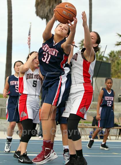 Thumbnail 1 in Oakwood vs Viewpoint photogallery.