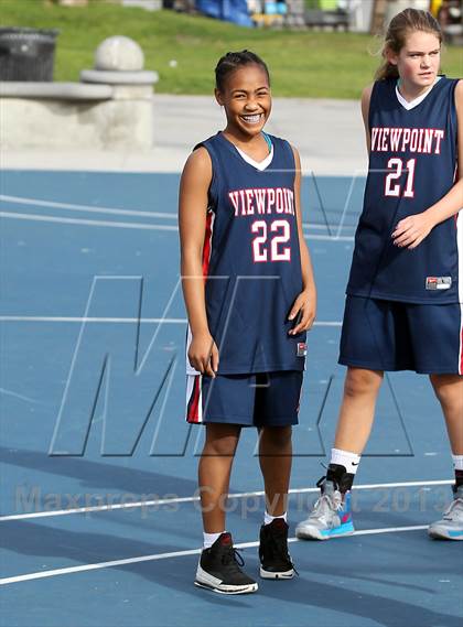 Thumbnail 2 in Oakwood vs Viewpoint photogallery.