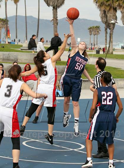 Thumbnail 1 in Oakwood vs Viewpoint photogallery.