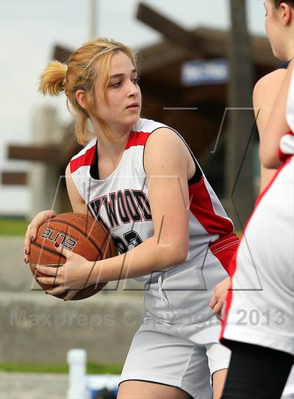 Thumbnail 1 in Oakwood vs Viewpoint photogallery.