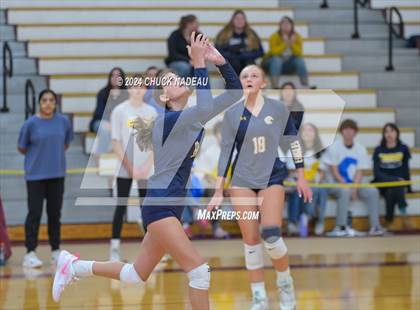 Thumbnail 2 in Barrington vs. Middletown (RIIL Division II State Final) photogallery.